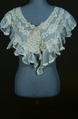 Lace collar from Lezayre vicarage