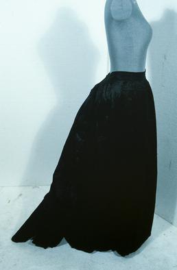 Bustled skirt
