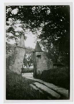 Ballaugh Old Church gates