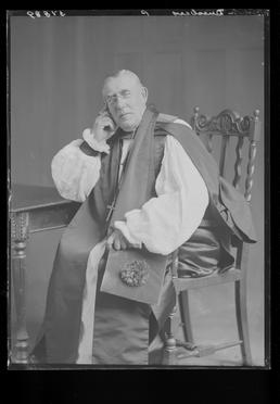 Bishop Charles Leonard Thornton-Duesbery (1925-1928)