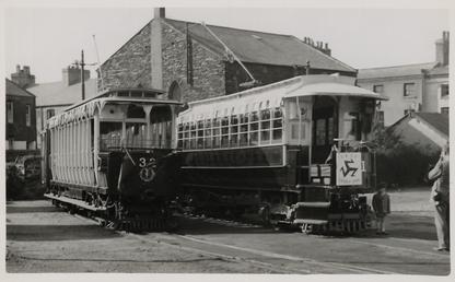 Manx Electric Railway motor saloon 1 and open…