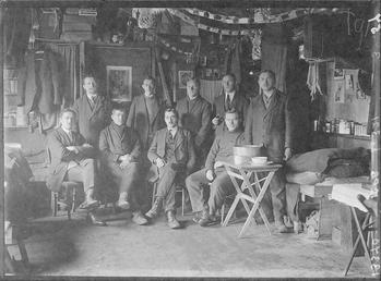 First World War internees inside an internment hut,…
