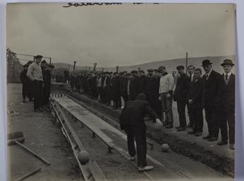 First World War internees bowling at Knockaloe Camp